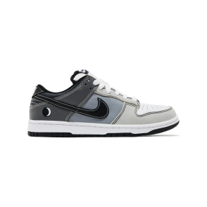 Nike Dunk Low Premium SB Lunar Eclipse West